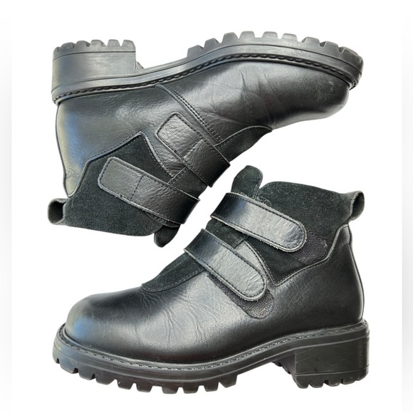 LL BEAN Winter Ankle Boots Hook Loop Straps 6.5 Black Leather Chunky Moto Hiking - Picture 1 of 14